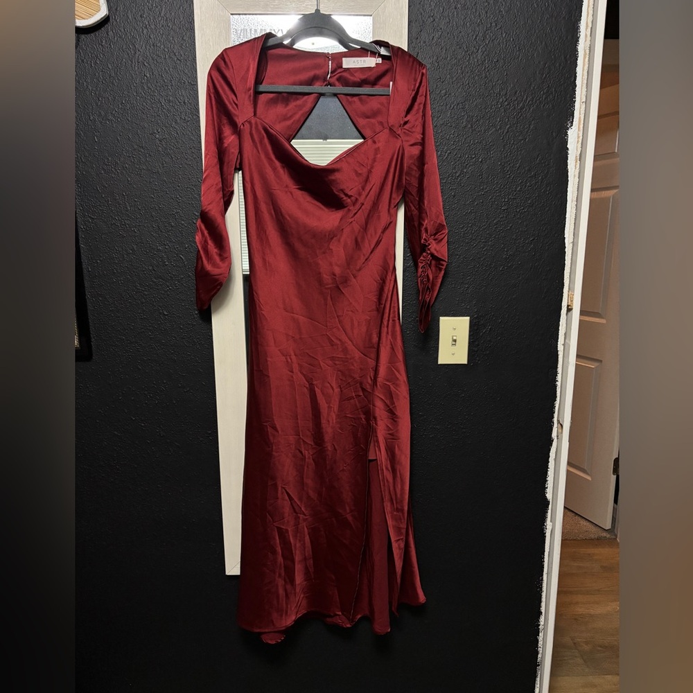 Astr Long Sleeve Burgundy Dress
